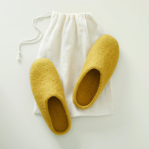 MITA Unisex Mustard Yellow Felt Mule Slippers
