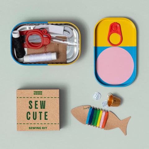 Design Tin - Sewing kit